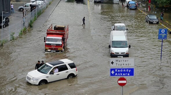 Sel ve Su Baskını Sonrası Araçlara Yapılması Gereken Bakım ve Onarım Önerileri Nelerdir?